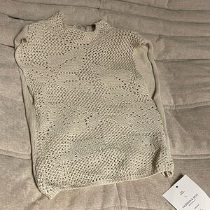 Beige flowers tank top